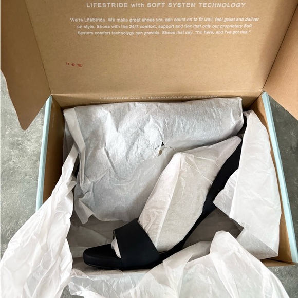 LifeStride Women's Mantra Heels navy blue size 11 new - Picture 7 of 11